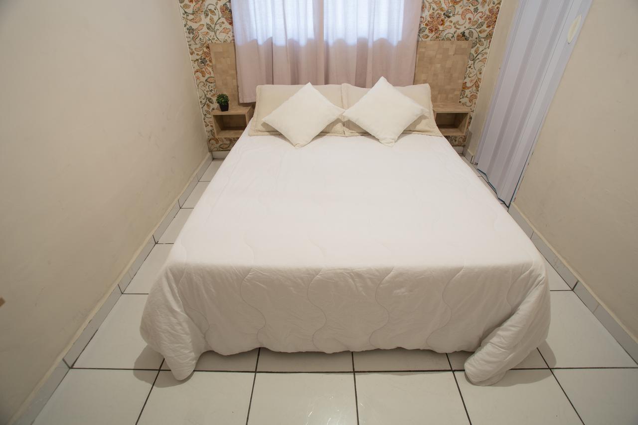 Hotel Calixtro Режистру Екстериор снимка