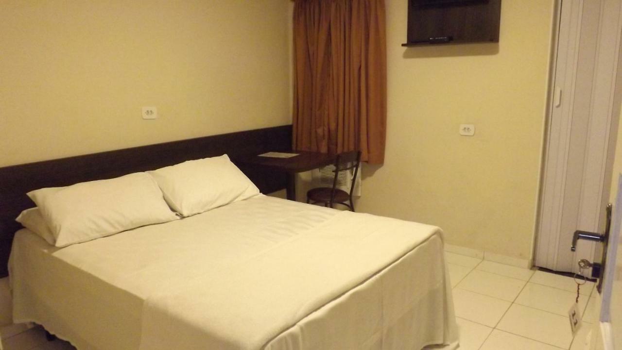 Hotel Calixtro Режистру Екстериор снимка