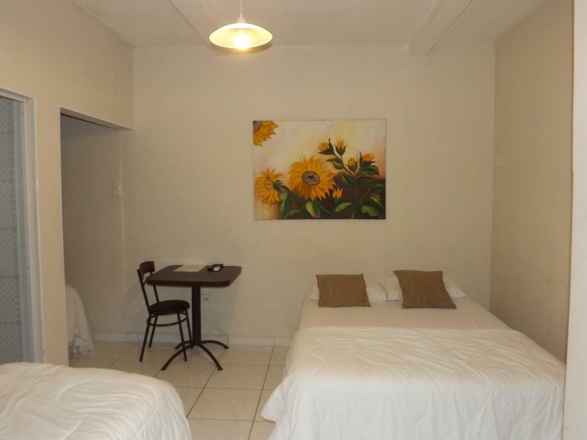 Hotel Calixtro Режистру Екстериор снимка